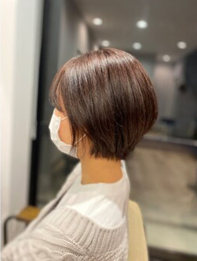 ショートボブ