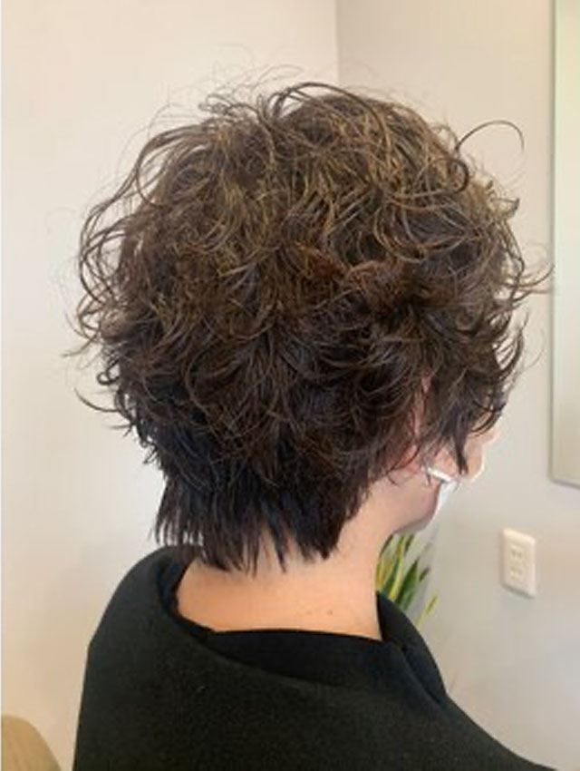 ショートにあきたらパーマはいかがでしょうか?